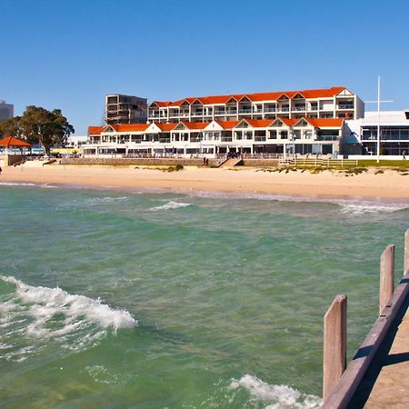 Boardwalk By The Beach Rockingham Esterno foto